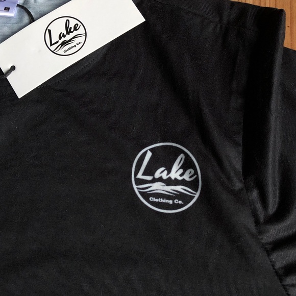 NEW Flathead Lake Montana Shirt Black Small Men’s - Picture 3 of 14